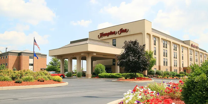 Hampton Inn Fort Wayne-Southwest - Image 1