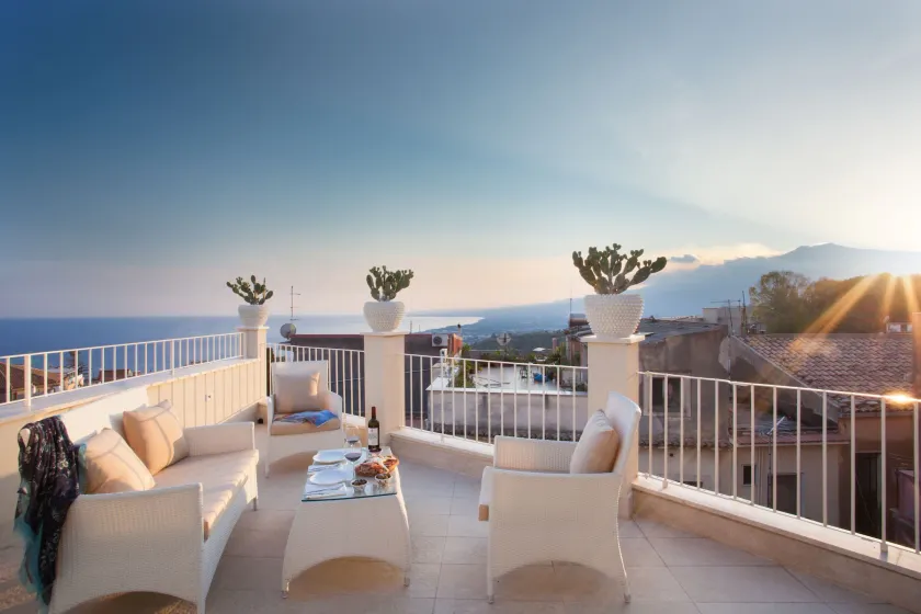La Malandrina - Apartments & Suites - Image 1