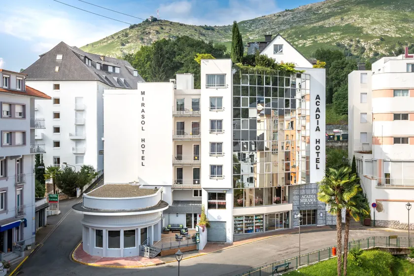 Hôtel Acadia - Image 1