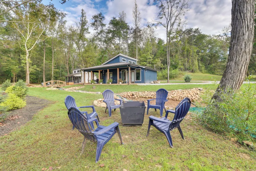 Waterfront 'Blue Spruce' Small Home in Wildwood! - Image 1