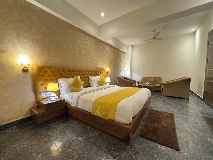 Hotel Shivaka Suites Delhi Airport - Image 1