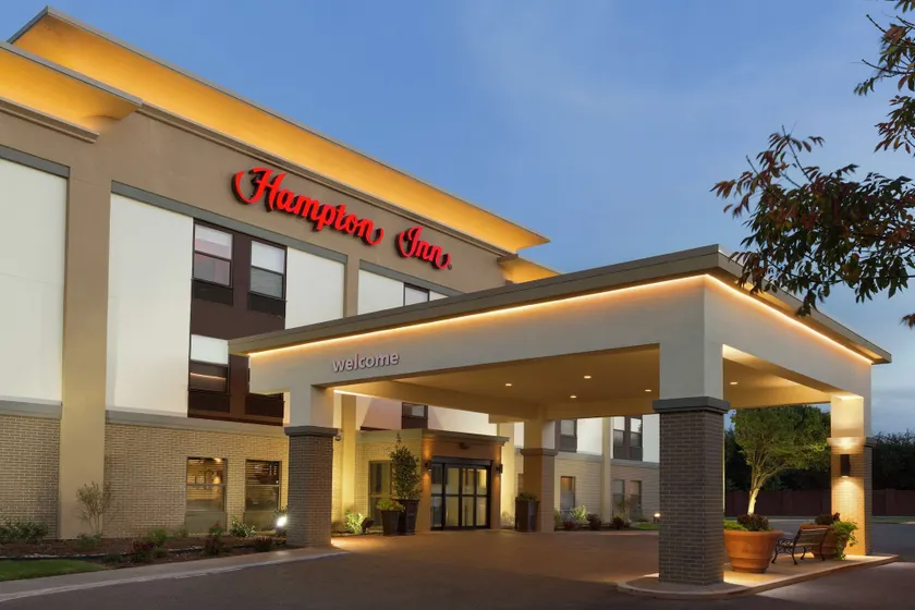 Hampton Inn Lubbock - Image 1