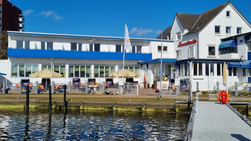 Akzent Hotel Strandhalle - Image 1