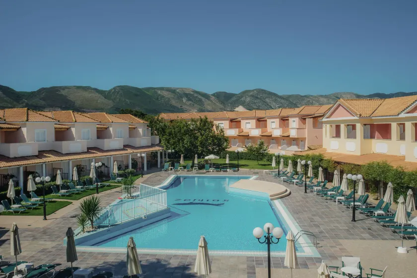 Ecoresort Hotel Zefyros - Image 1