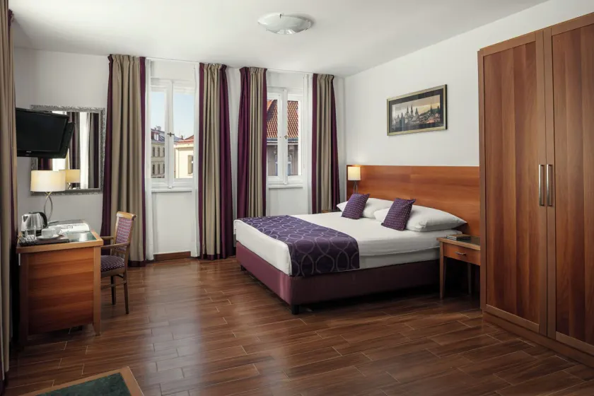 Hotel Galileo - Image 1