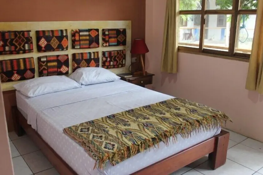 Hostal Machalilla - Habitación