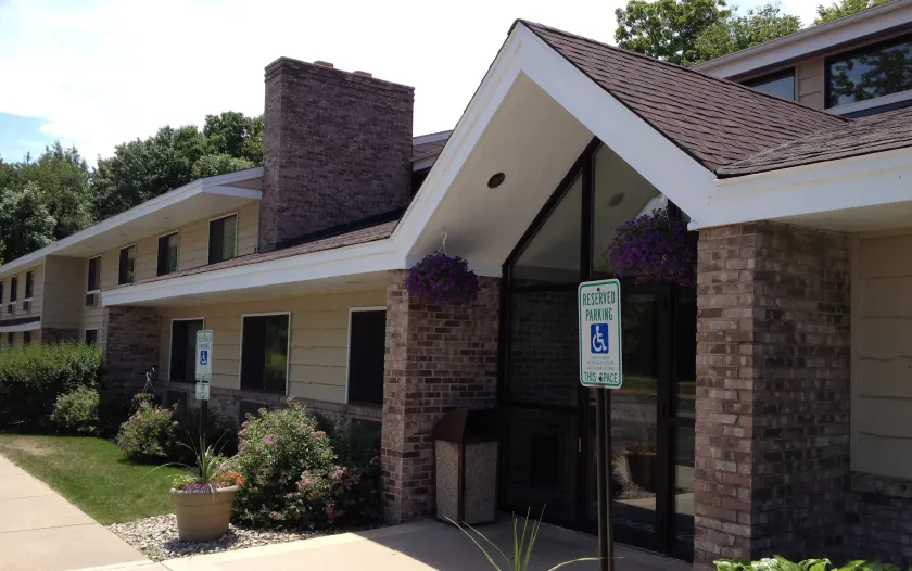 Boarders Inn and Suites by Cobblestone Hotels - Ripon - Image 1