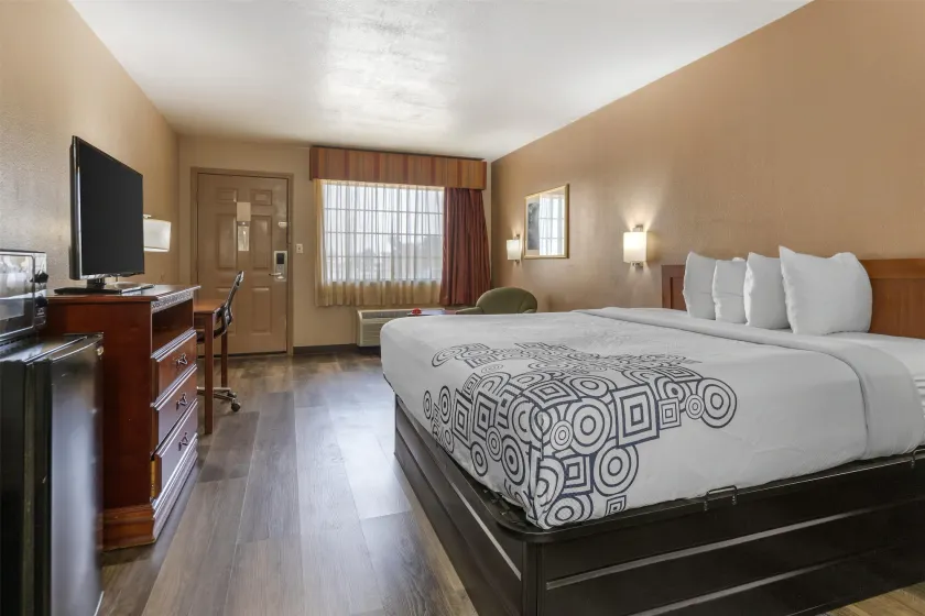 SureStay Plus Hotel by Best Western Poteau - Image 1