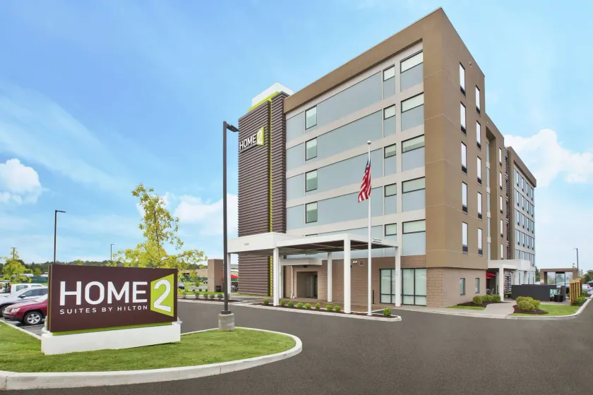 Home2 Suites by Hilton Pittsburgh Area Beaver Valley - Image 1