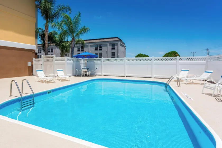 Fairfield Inn & Suites Corpus Christi - Image 1
