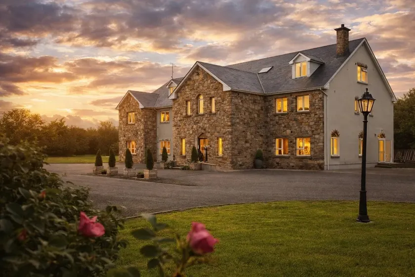 Donegal Manor - Image 1