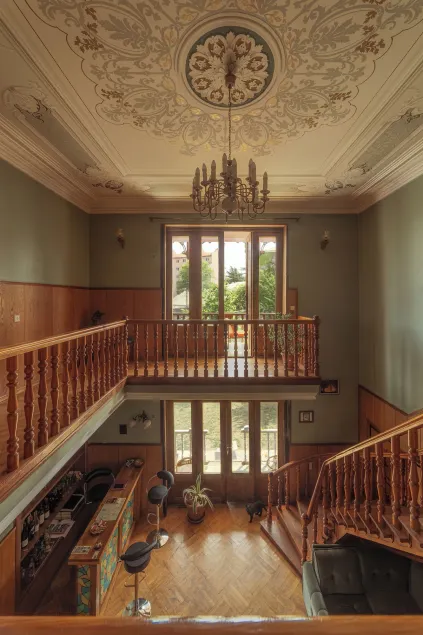 Guest House Top Floor - Image 1