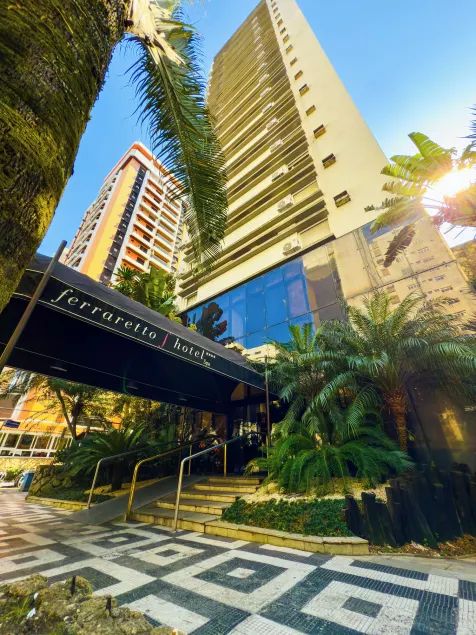 Ferraretto Guarujá Hotel & Spa - Image 1