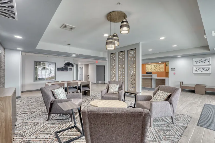 Candlewood Suites Milwaukee Airport - Oak Creek by IHG - Image 1