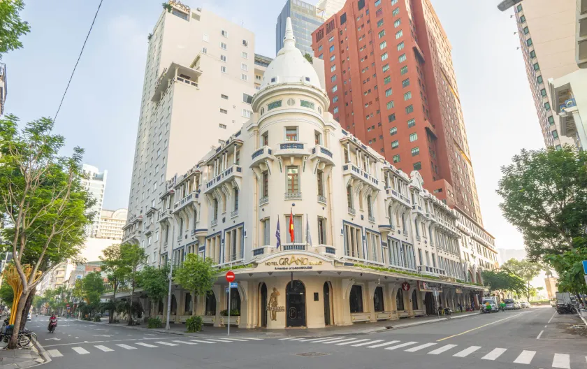 Hotel Grand Saigon - Image 1