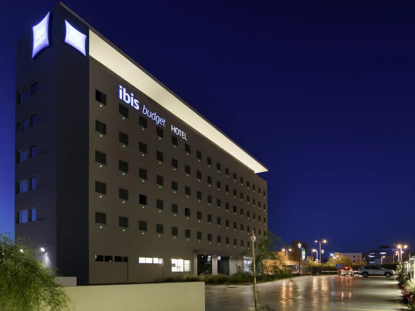 ibis Calama - Image 1