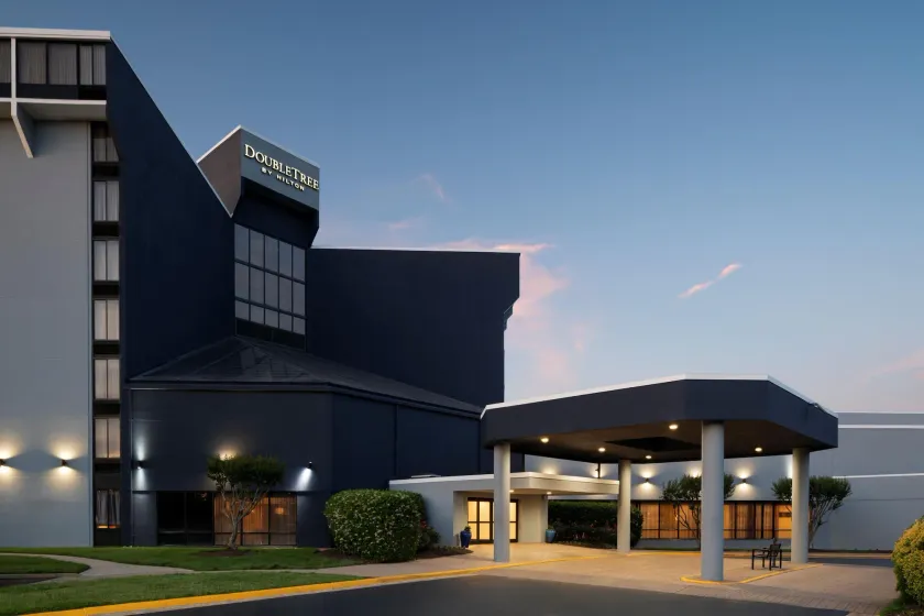 DoubleTree by Hilton Richmond - Midlothian - Image 1