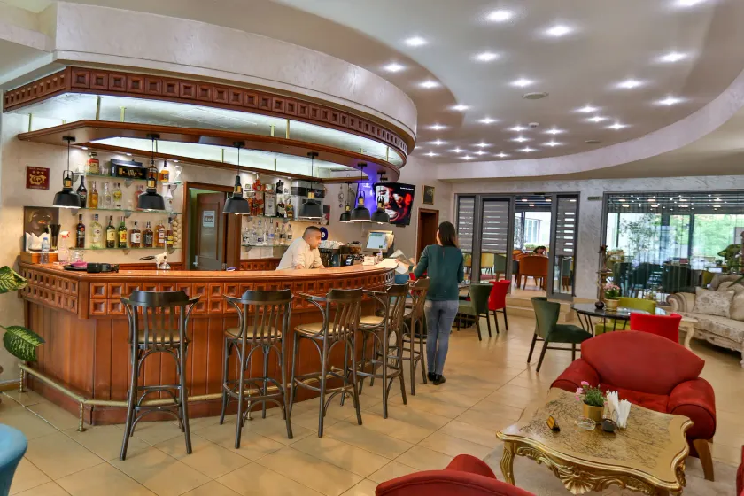 Terra Europe Brontes Hotel - Image 1
