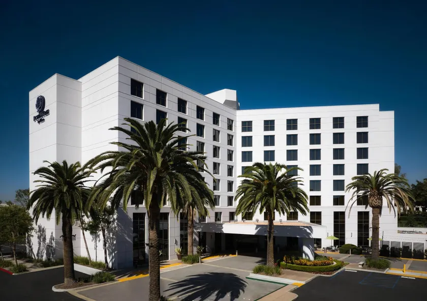 DoubleTree by Hilton Irvine - Spectrum - Image 1