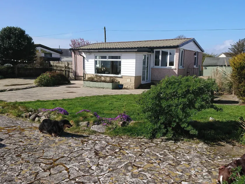 Wagtail Cottage - Image 1
