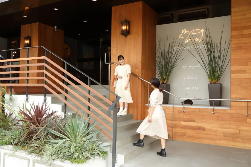 Osaka Corona Hotel - Image 1