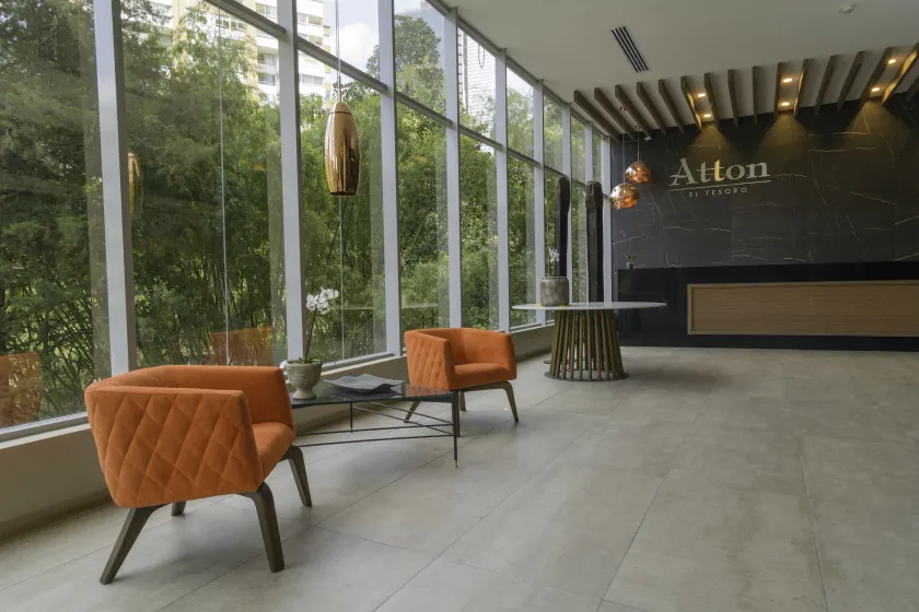 Novotel Medellin El Tesoro - Lobby sitting area