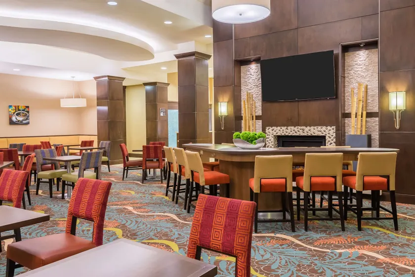 Homewood Suites by Hilton Little Rock Downtown - Lobby