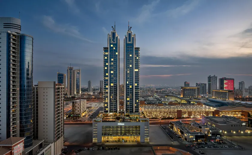 Hilton Bahrain City Centre Hotel & Residences - Image 1
