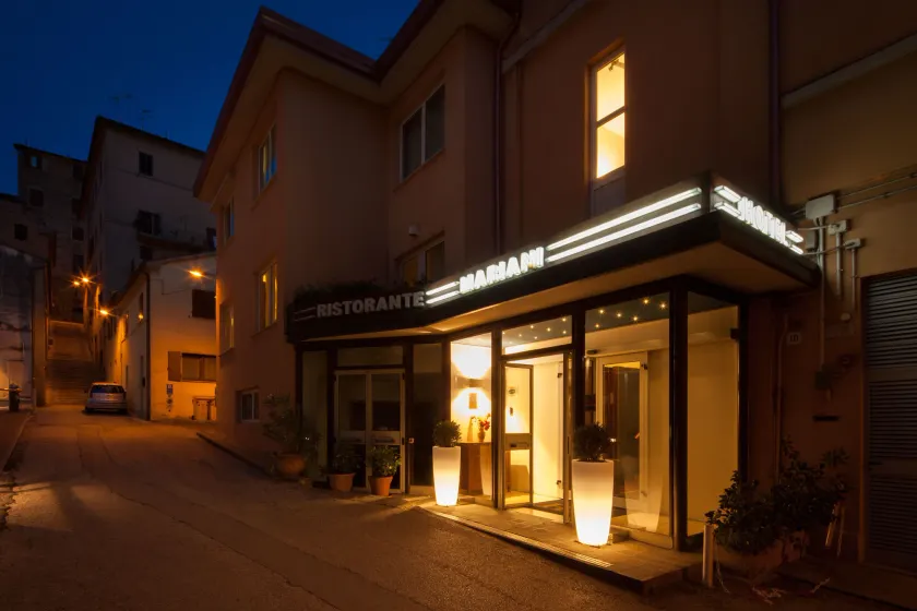 Hotel Mariani - Image 1