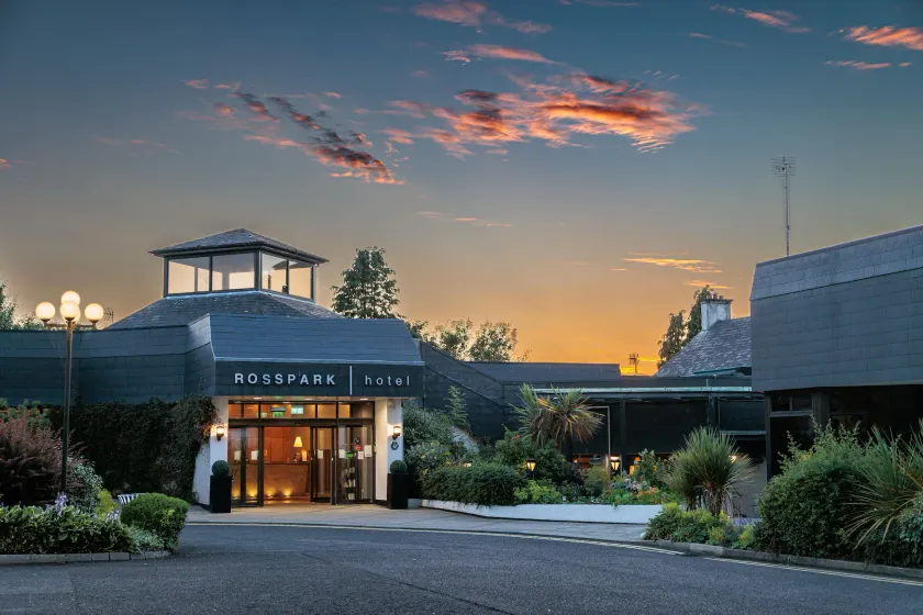 Rosspark Hotel Kells - Image 1