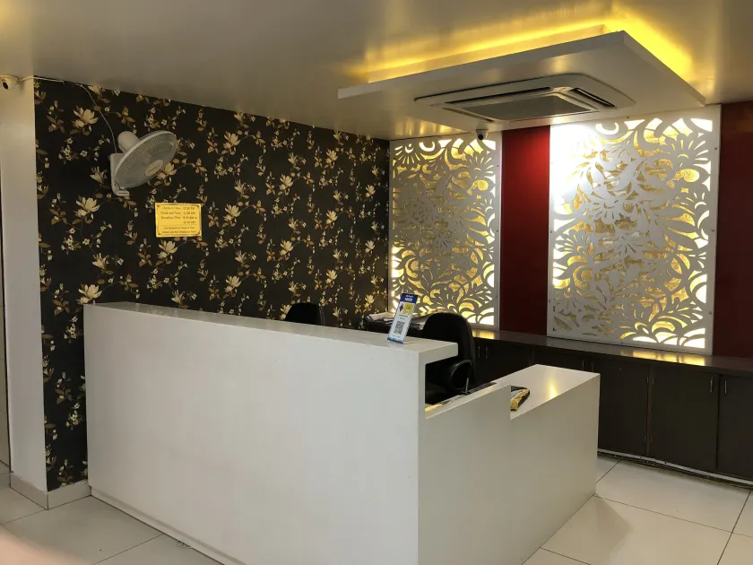 Hotel Mukund Residency - Réception