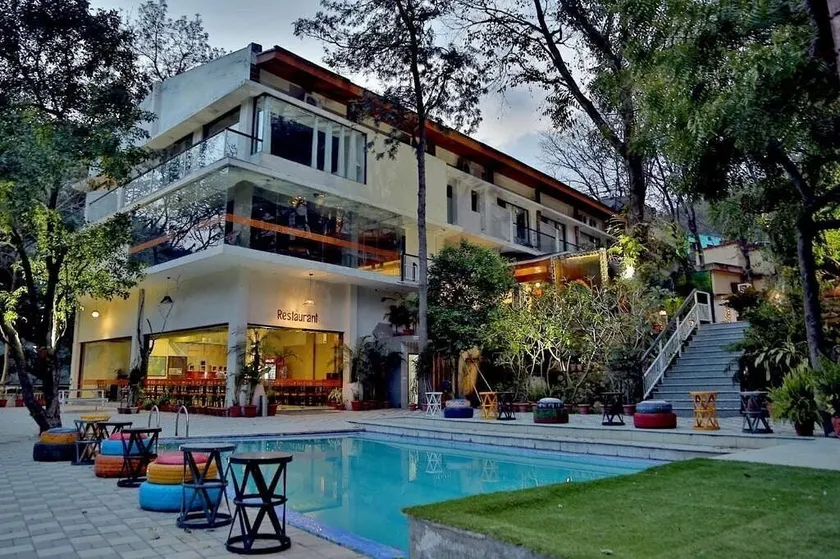Namami Ganges Resort - Image 1