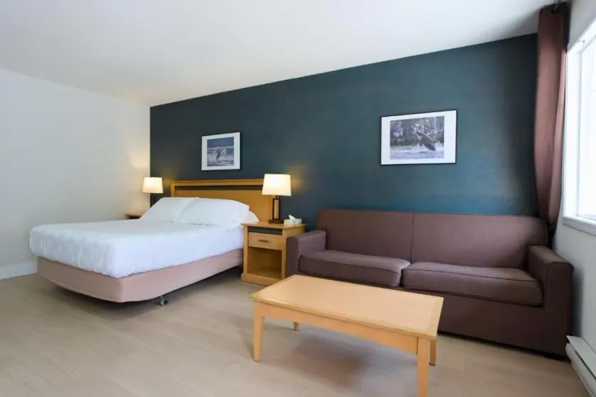 Park Motel - Image 1