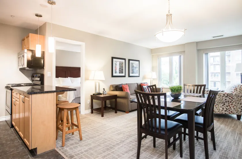 Canterra Suites Hotel - Image 1