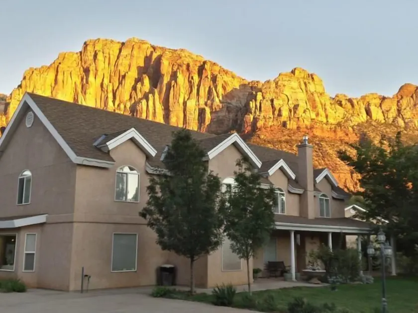 Novel House Inn at Zion - Image 1