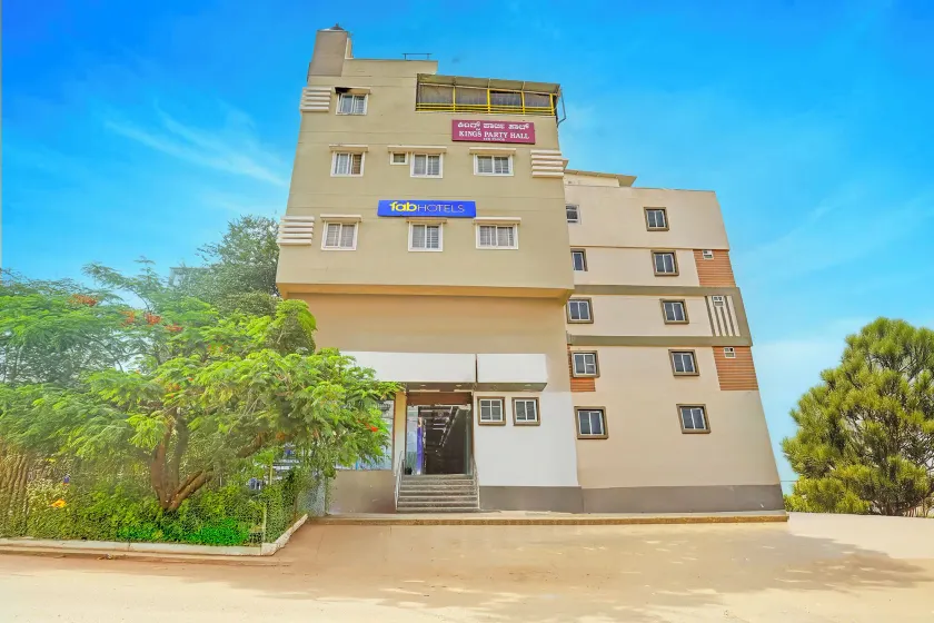 Hotel O Manyata Palace - Image 1