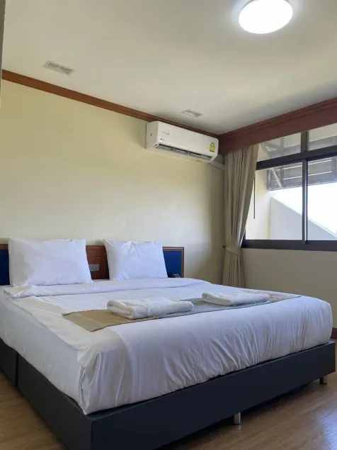 Phuphanplace Hotel - Image 1