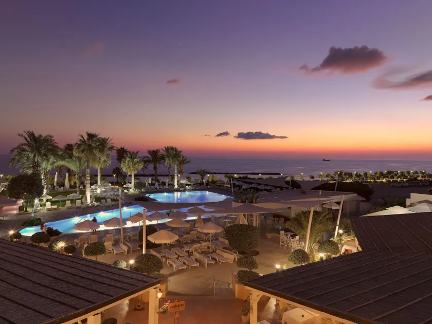 Venus Beach Hotel - Image 1