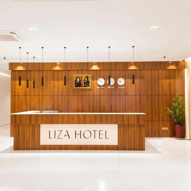 Mr Hamoud  Al Ruzaiqi - Lobby