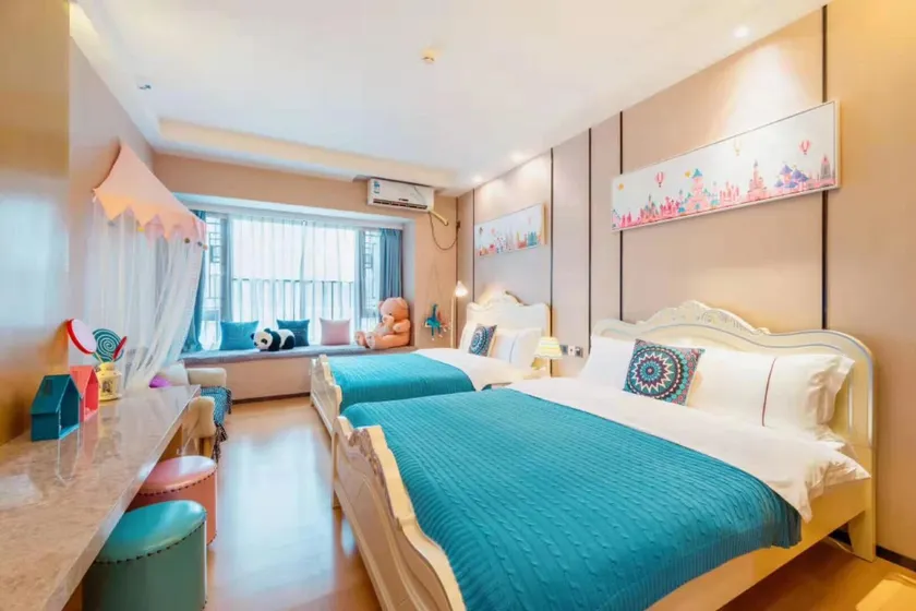 Guangzhou Xiwuju Service Apartment - Image 1