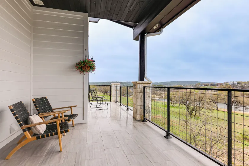 Hot Tub, Lake View! Lakefront Marble Falls Home - Image 1