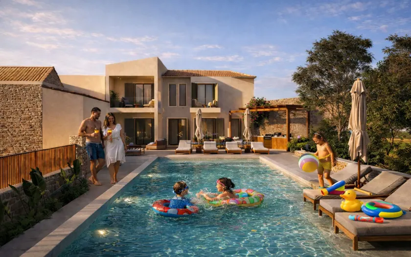 Family Villa with Pool, Fire Pit, Sports Courts - Perfect for Groups - Image 1