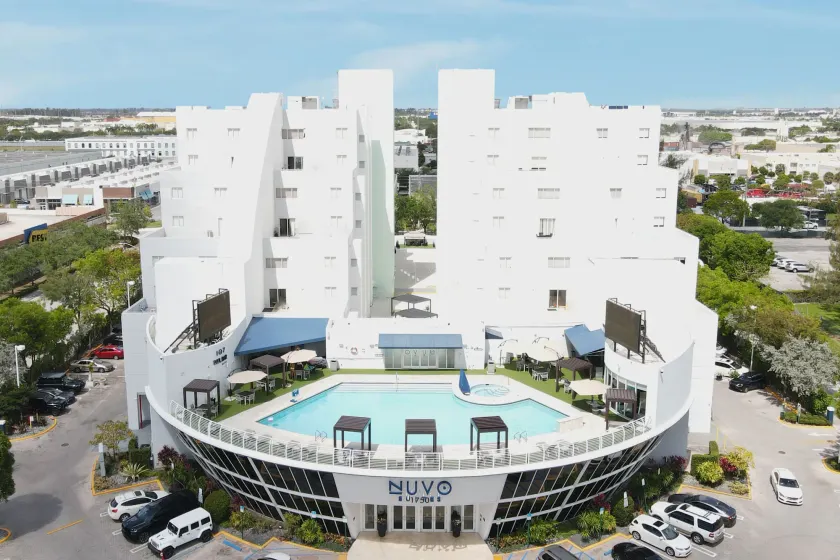 Nuvo Suites Hotel - Miami Doral - Image 1