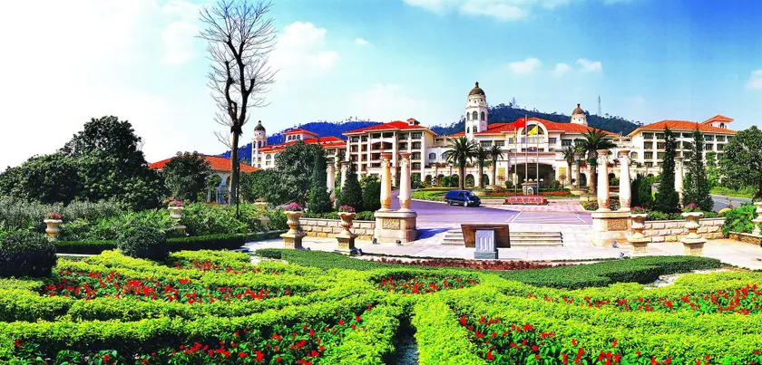 Guangzhou Phoenix City Hotel - Image 1