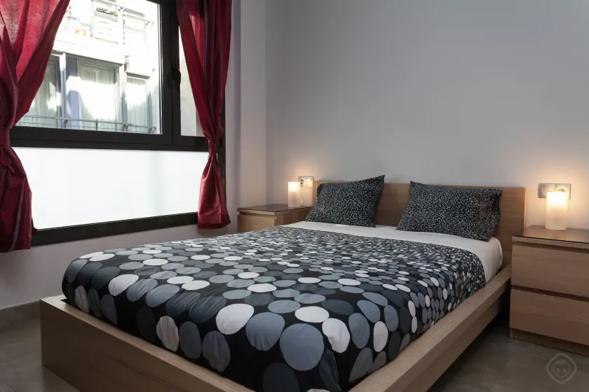 Via Augusta Apartments - Image 1