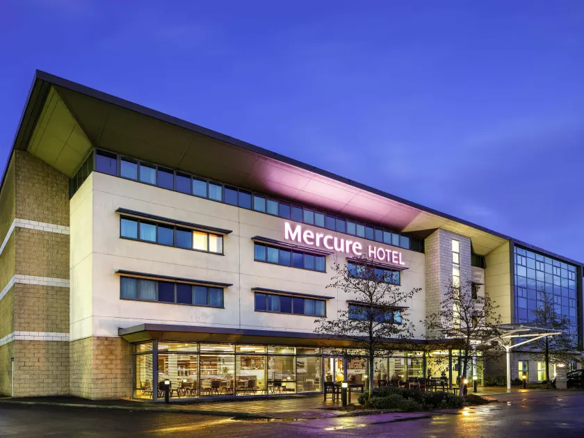 Mercure Sheffield Parkway - Image 1
