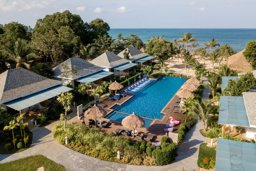 Lanta Casa Blanca - Image 1