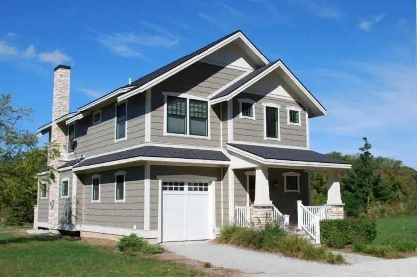 Bluewater Vacation Rentals - Image 1
