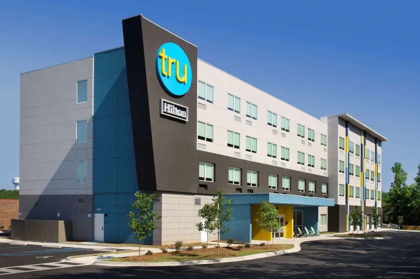 Tru by Hilton Tallahassee Central - Image 1