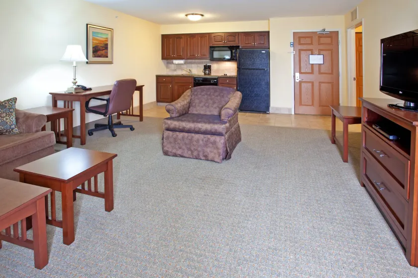 Staybridge Suites Elkhart North by IHG - Image 1